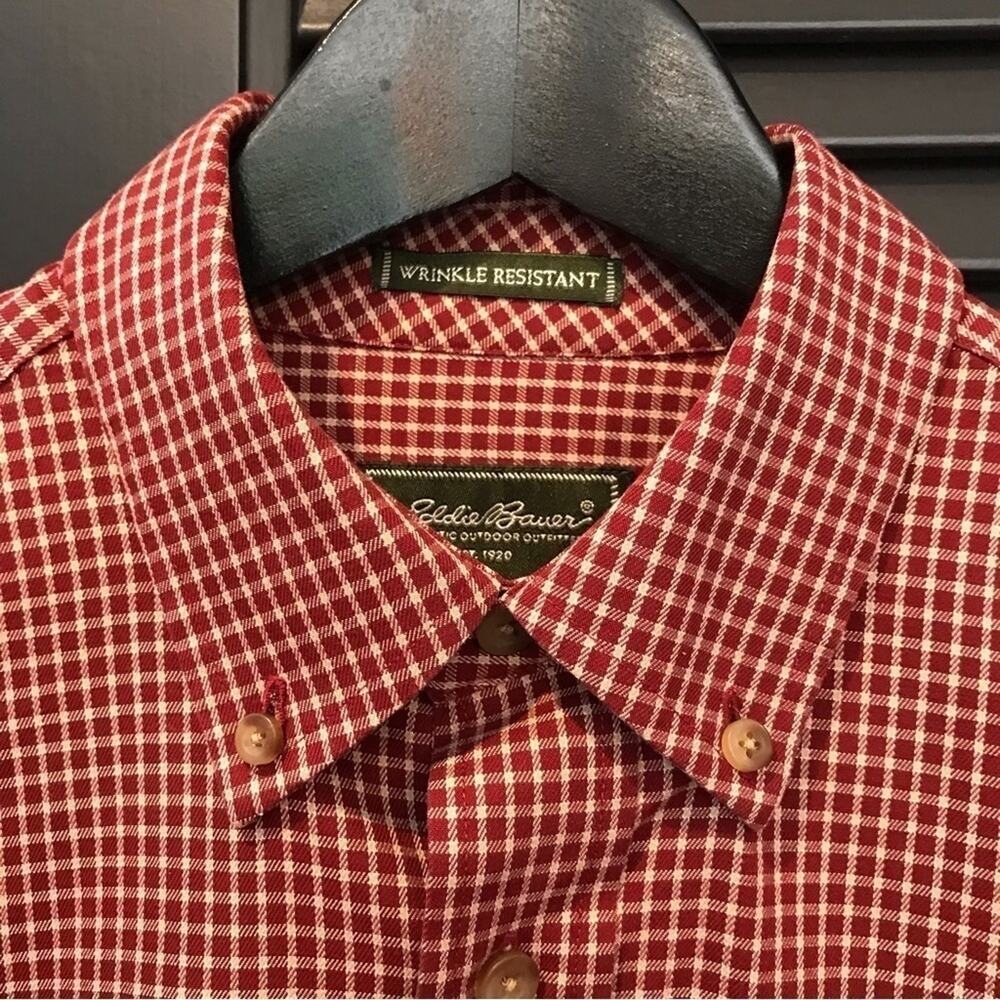 Eddie Bauer Button Down Shirt, Wrinkle Resistant, Size Small